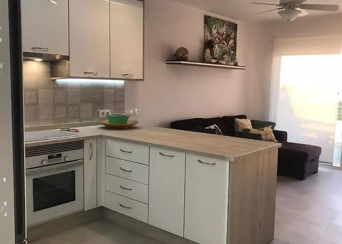 Altamira Sunset Адехе