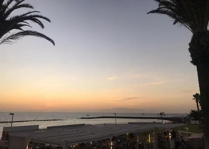 Апартаменти Altamira Sunset