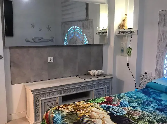 Altamira Sunset Адехе