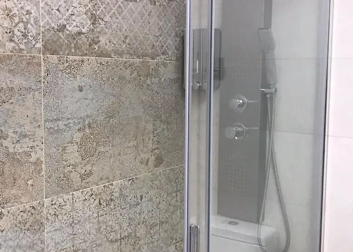 Altamira Sunset Апартаменти *